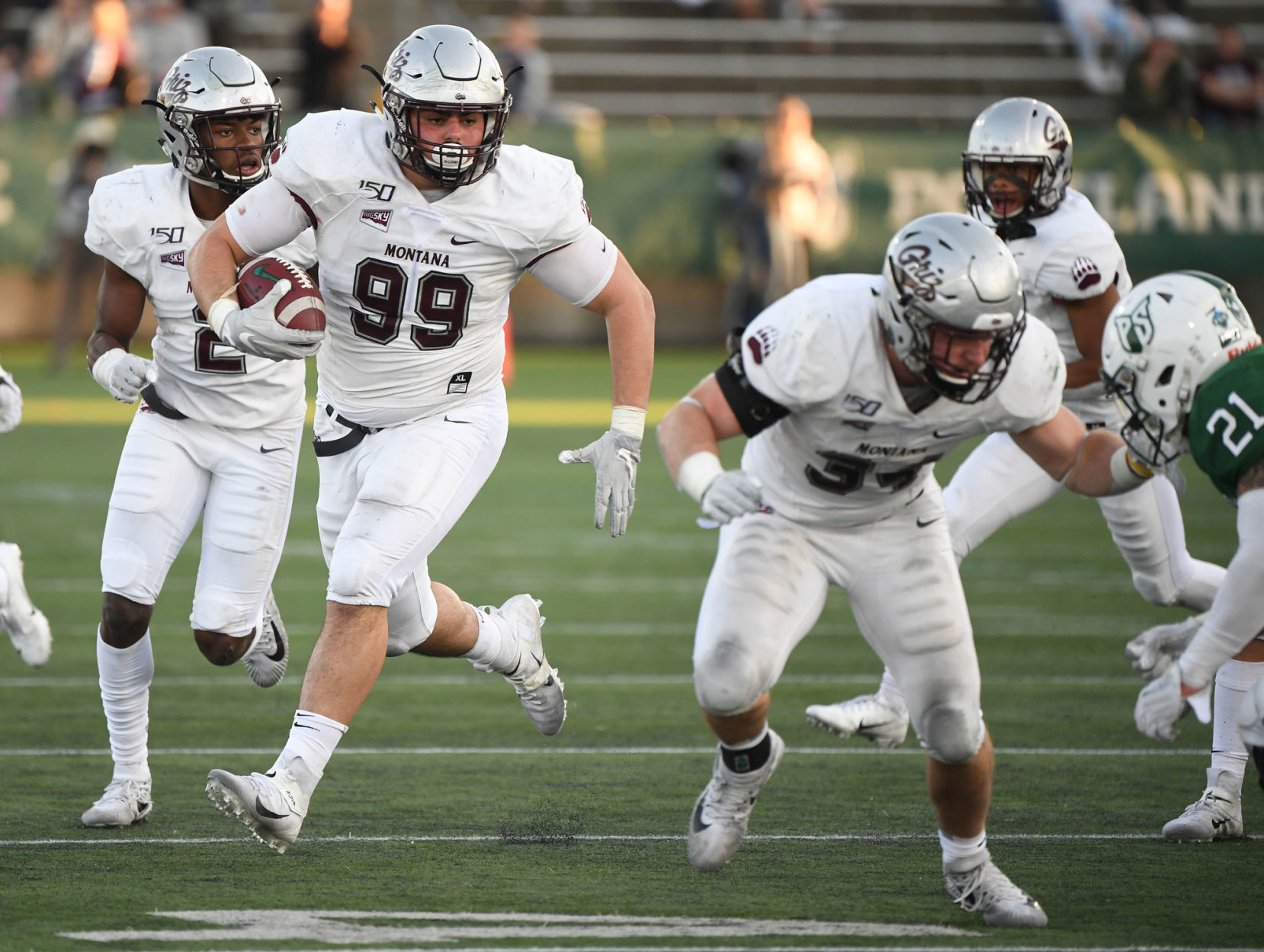 Montana beats Portland State-07-tm .JPG